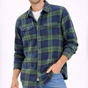 American Eagle Plaid Button-Up Shirt